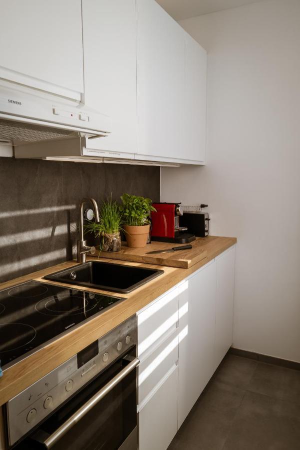 Zentrumsnahe Leipzig-Apartments, Nahe Ufz Und Bmw Inkl Parkplatz Und Fahrraeder Bagian luar foto